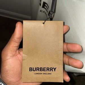 Burberry Men’s Shirt Medium